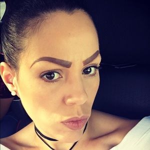 Meet your Posher, Cary